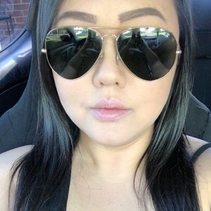 Meet your Posher, Diana